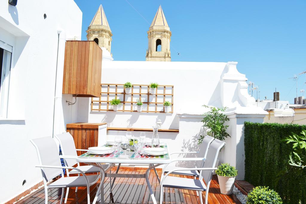 Apartamento Ático Fenicia Cádiz Exterior foto